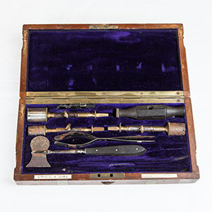 Brain surgery instrument kit